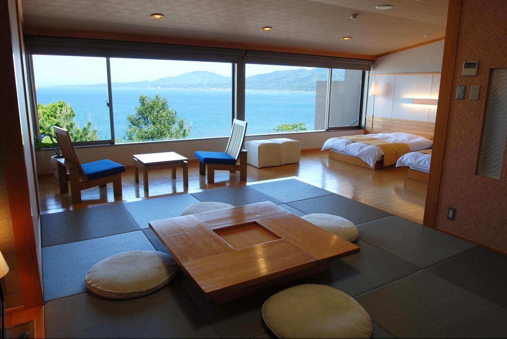 Hotel Alegria Gardens Amakusa Амакуса Экстерьер фото
